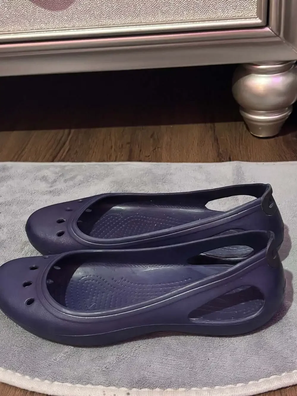 Crocs Kadee Navy Blue Women's Slip-On Ballet Flats 9